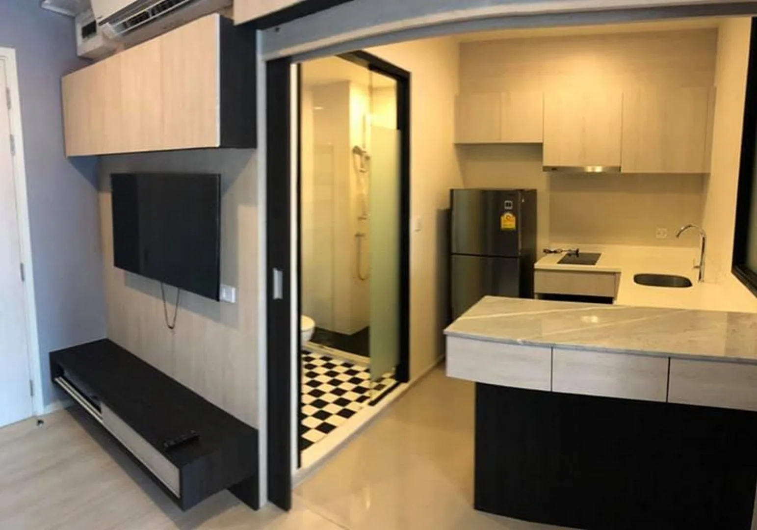 Property photos for Life Asoke