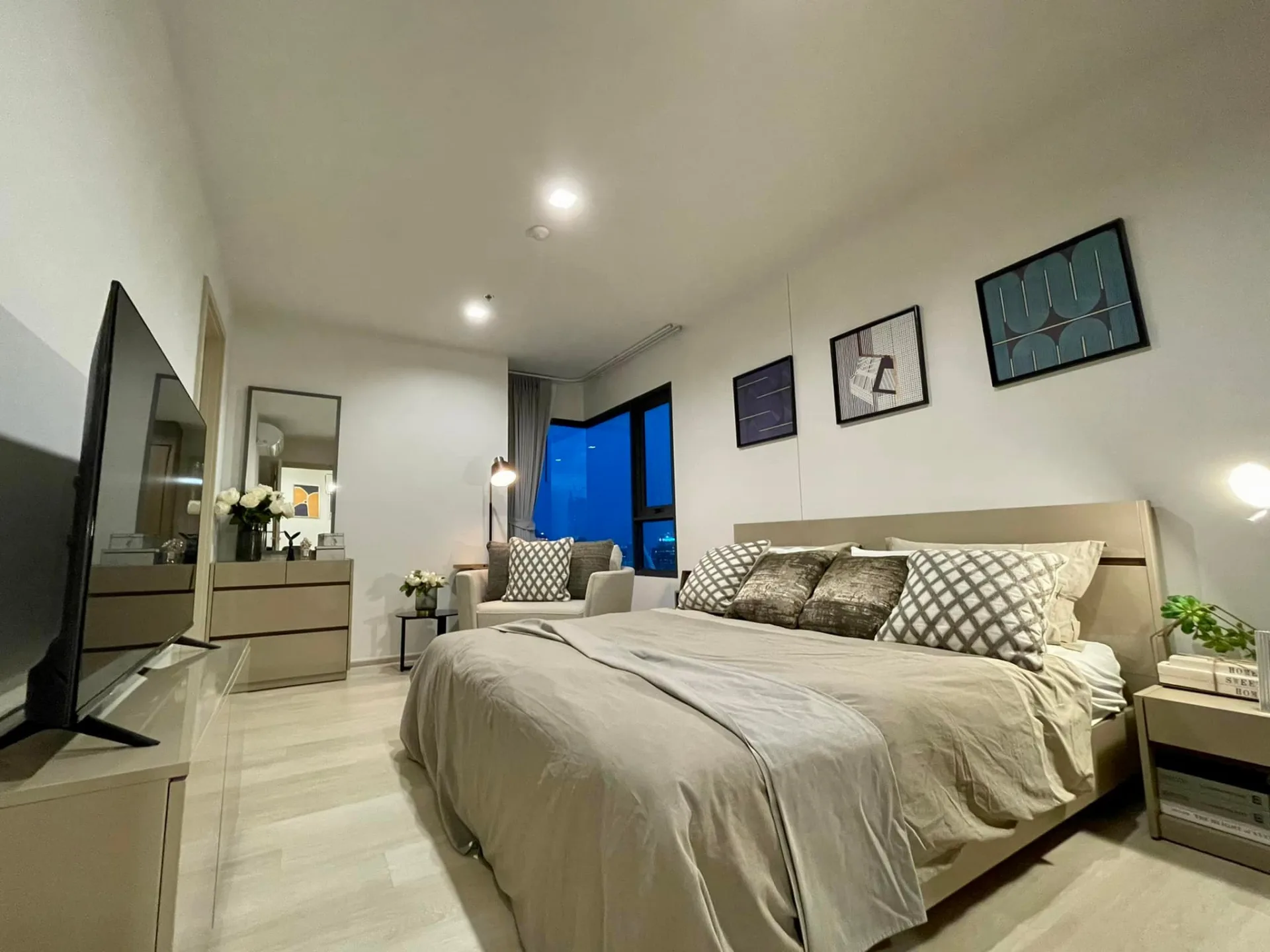 Property photos for Life One Wireless