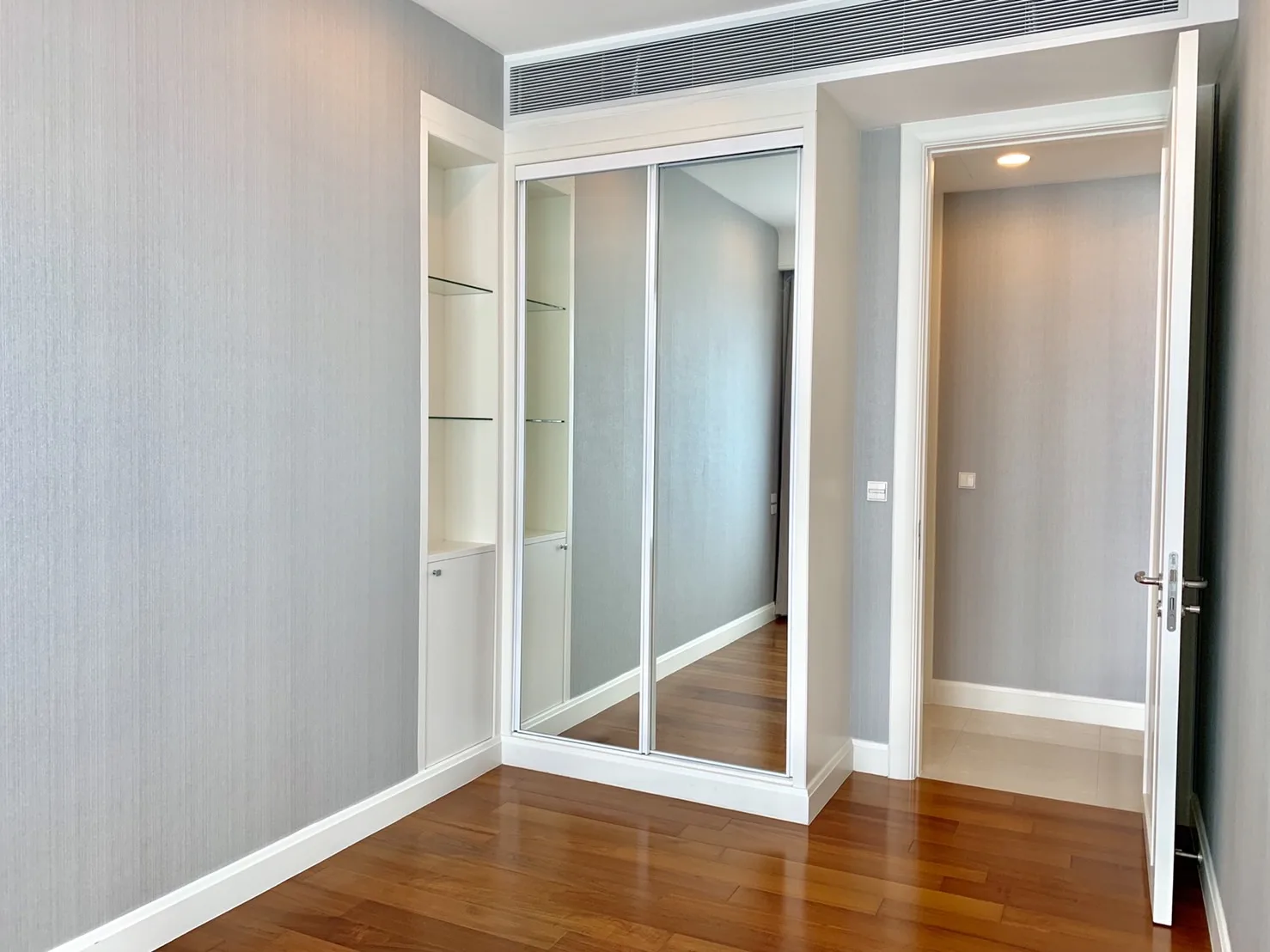 Property photos for Q Langsuan