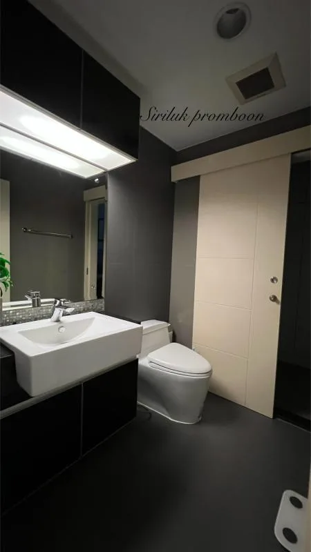 Property photos for The Crest Sukhumvit 34