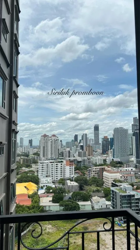 Property photos for The Crest Sukhumvit 34