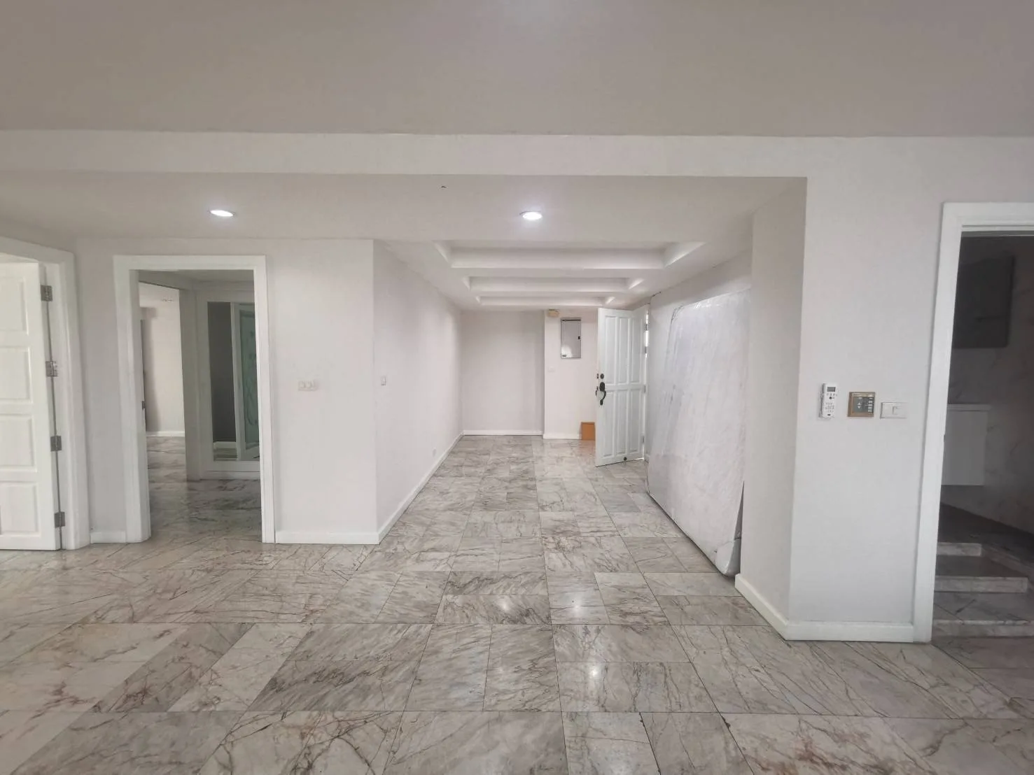 Property photos for Royal Castle