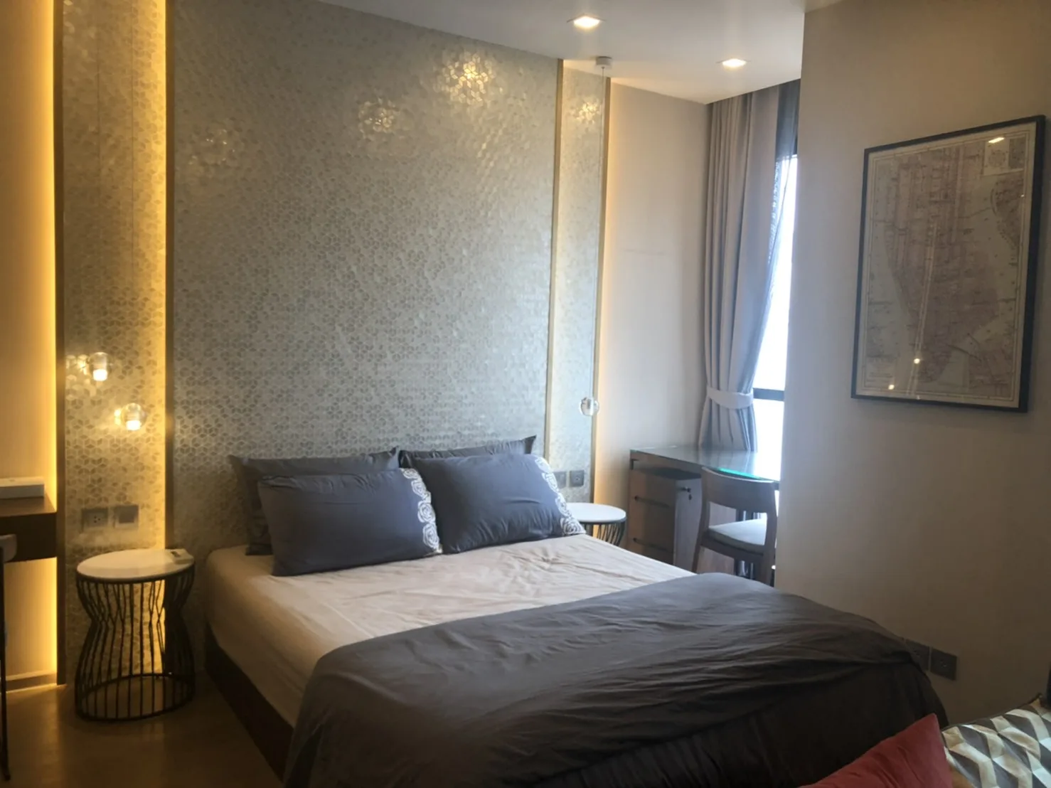 Property photos for Ashton Asoke