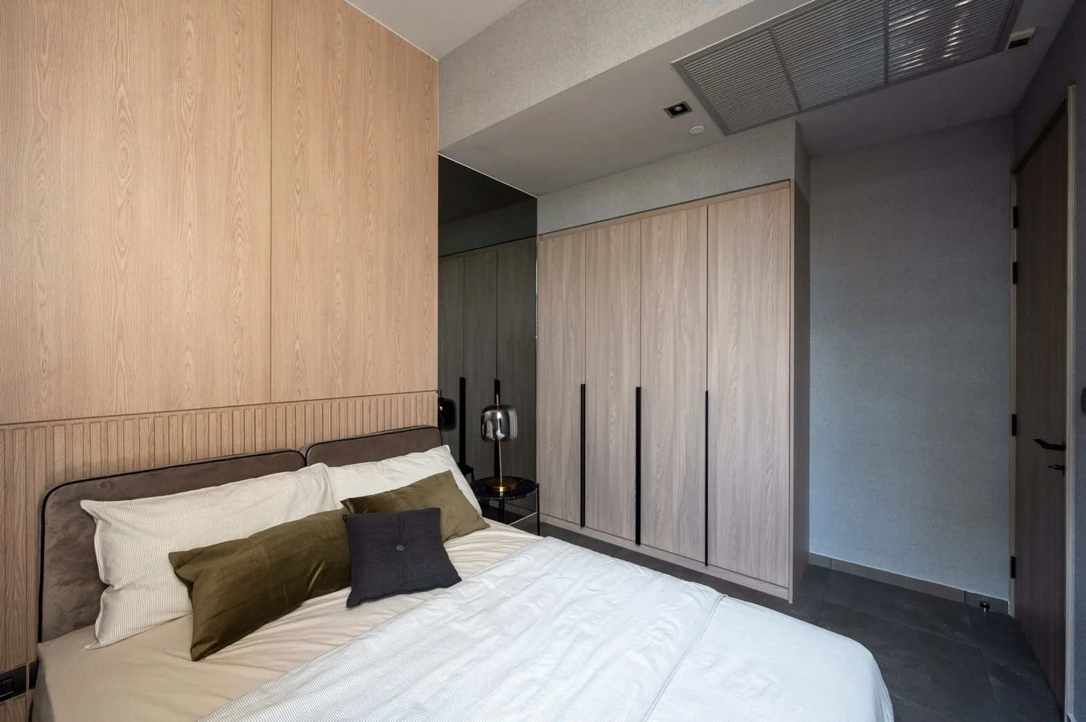 Property photos for The Lofts Asoke