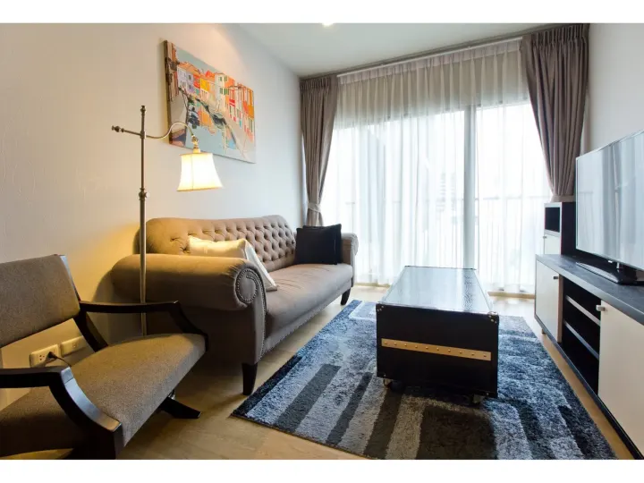 Property photos for Noble Refine