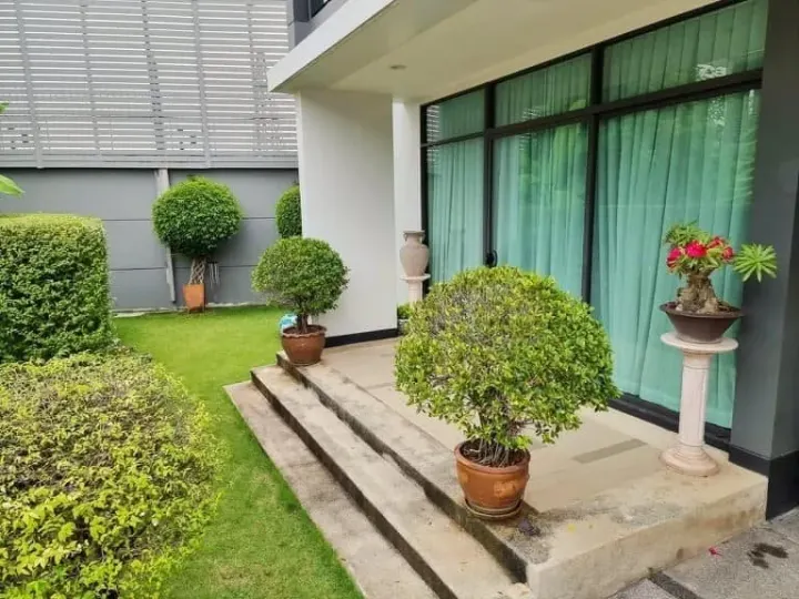 Property photos for Setthasiri Krungthep Kreetha 2