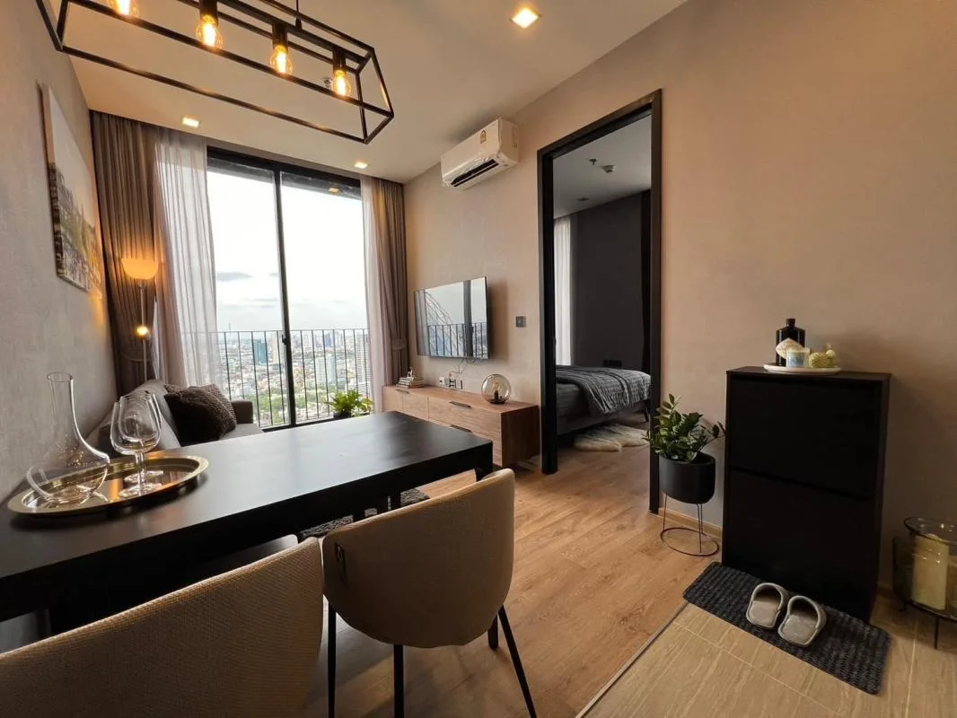 Property photos for Noble Around Ari