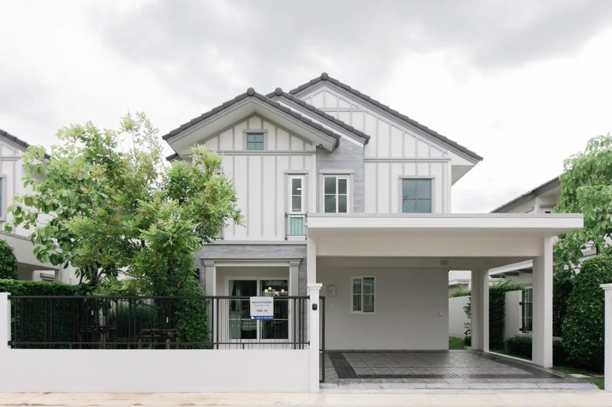 Property photos for Villaggio Srinakarin-bangna