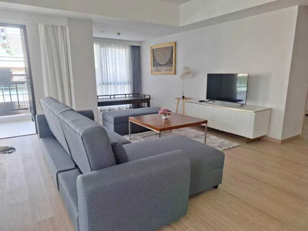 Property photos for Sathorn 111