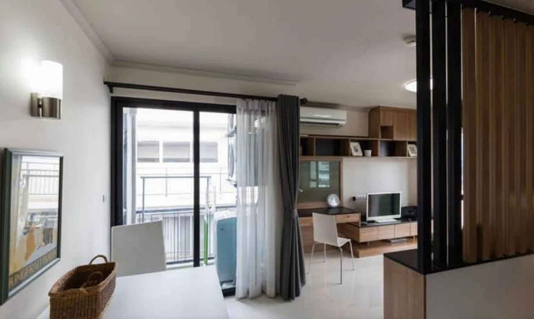 Property photos for Le Cote Sukhumvit 14