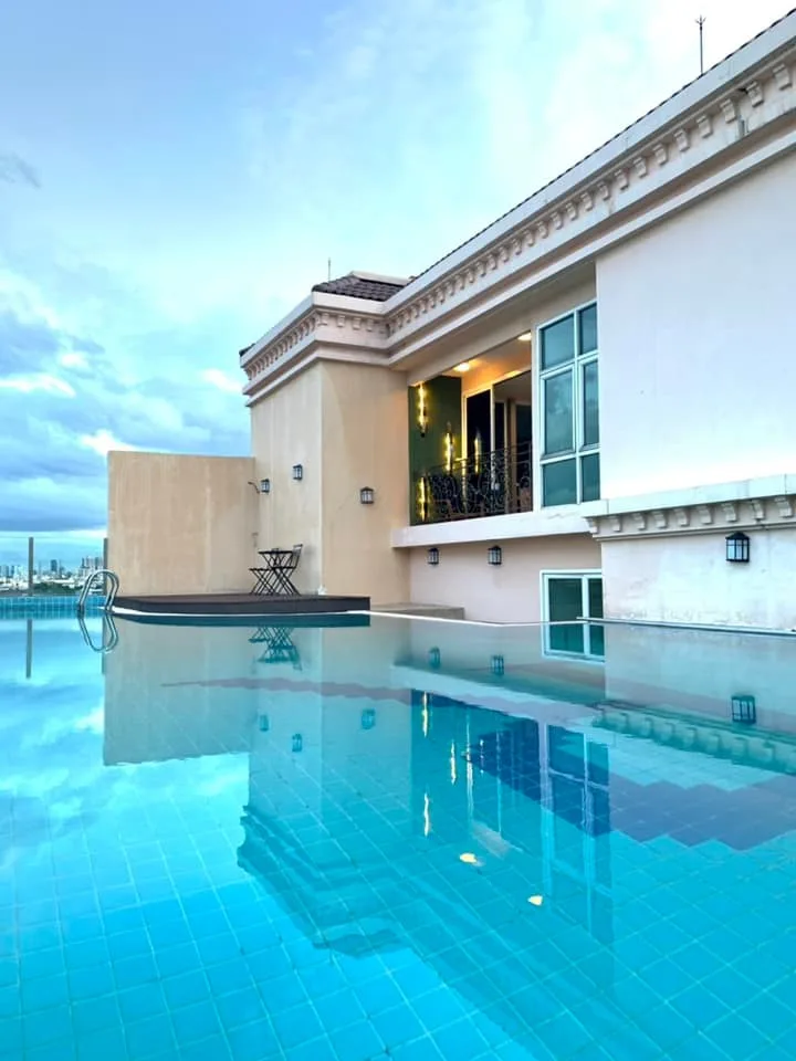 Property photos for The Raffles
