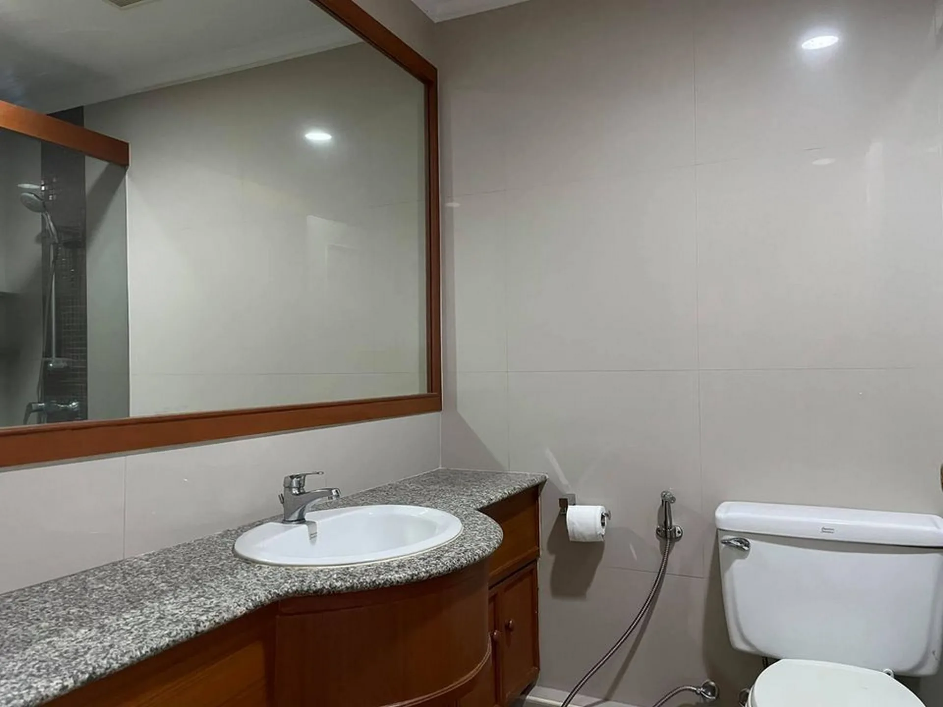 Property photos for Sathorn Gardens