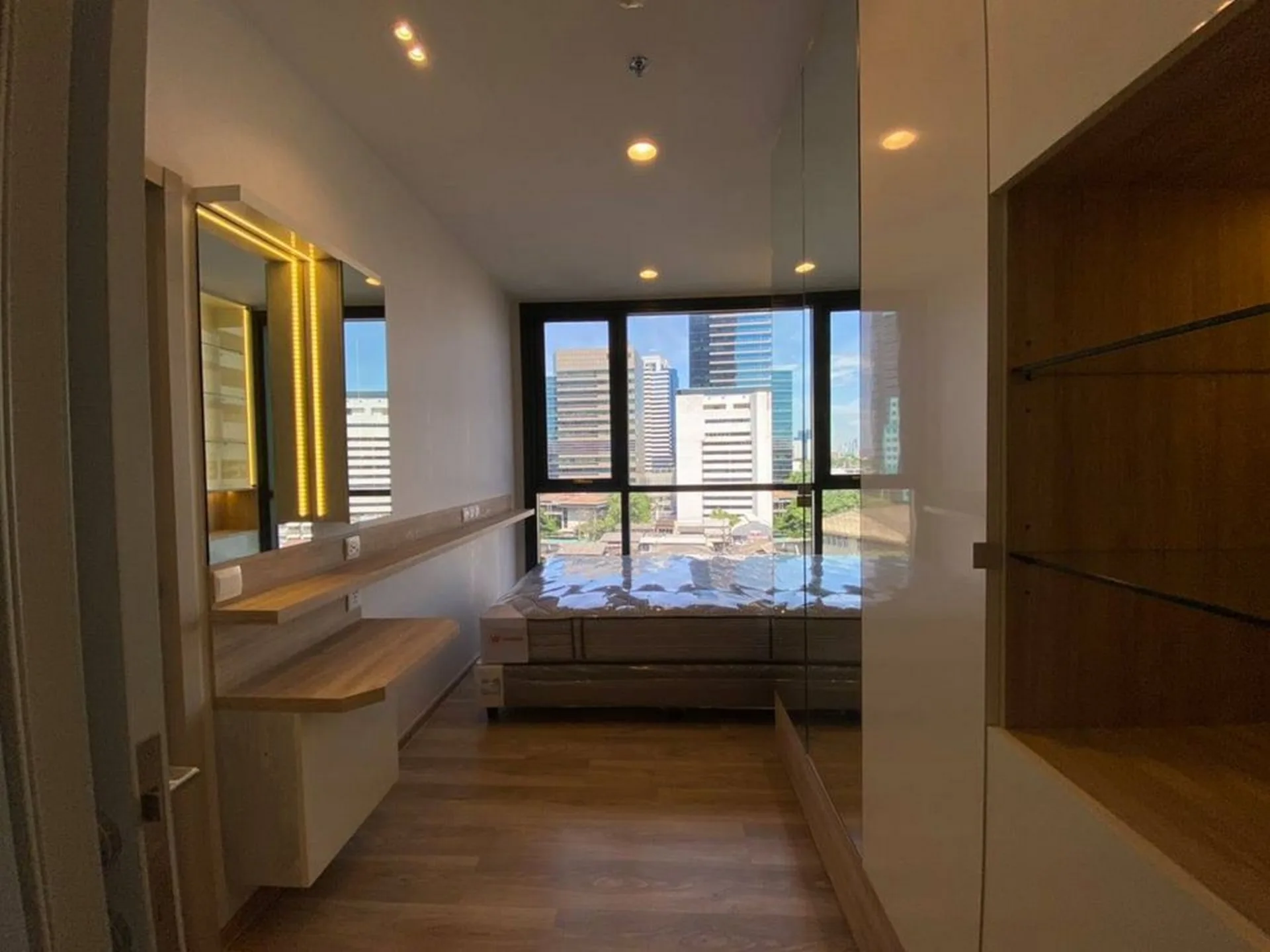 Property photos for OKA HAUS Sukhumvit 36