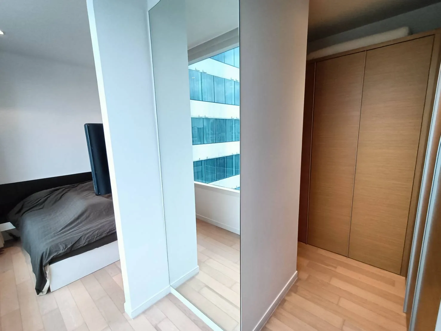 Property photos for Eight Thonglor Residence