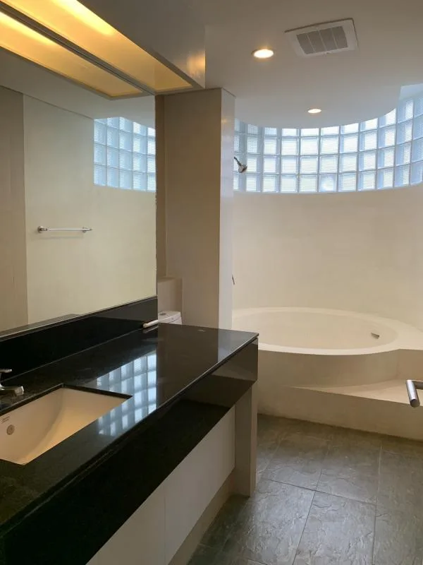 Property photos for Ekamai Gardens (shama Ekamai)