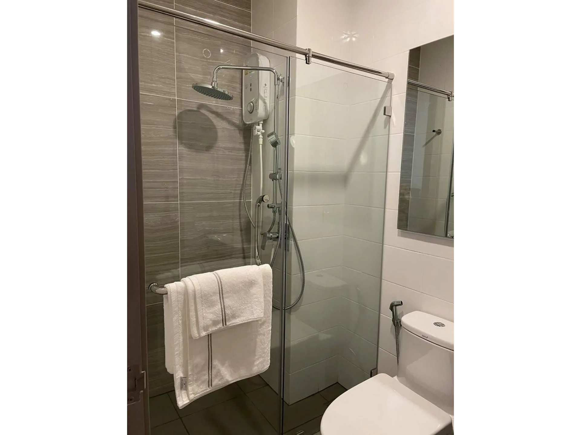Property photos for Knightsbridge Prime Onnut