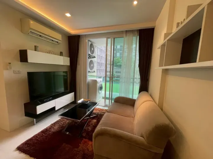 Property photos for Beverly 33