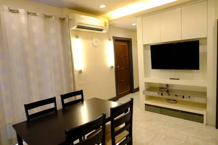 Property photos for Pathumwan Resort