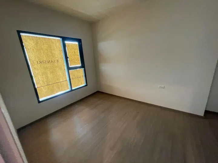 Property photos for The Base Phetchaburi-thonglor