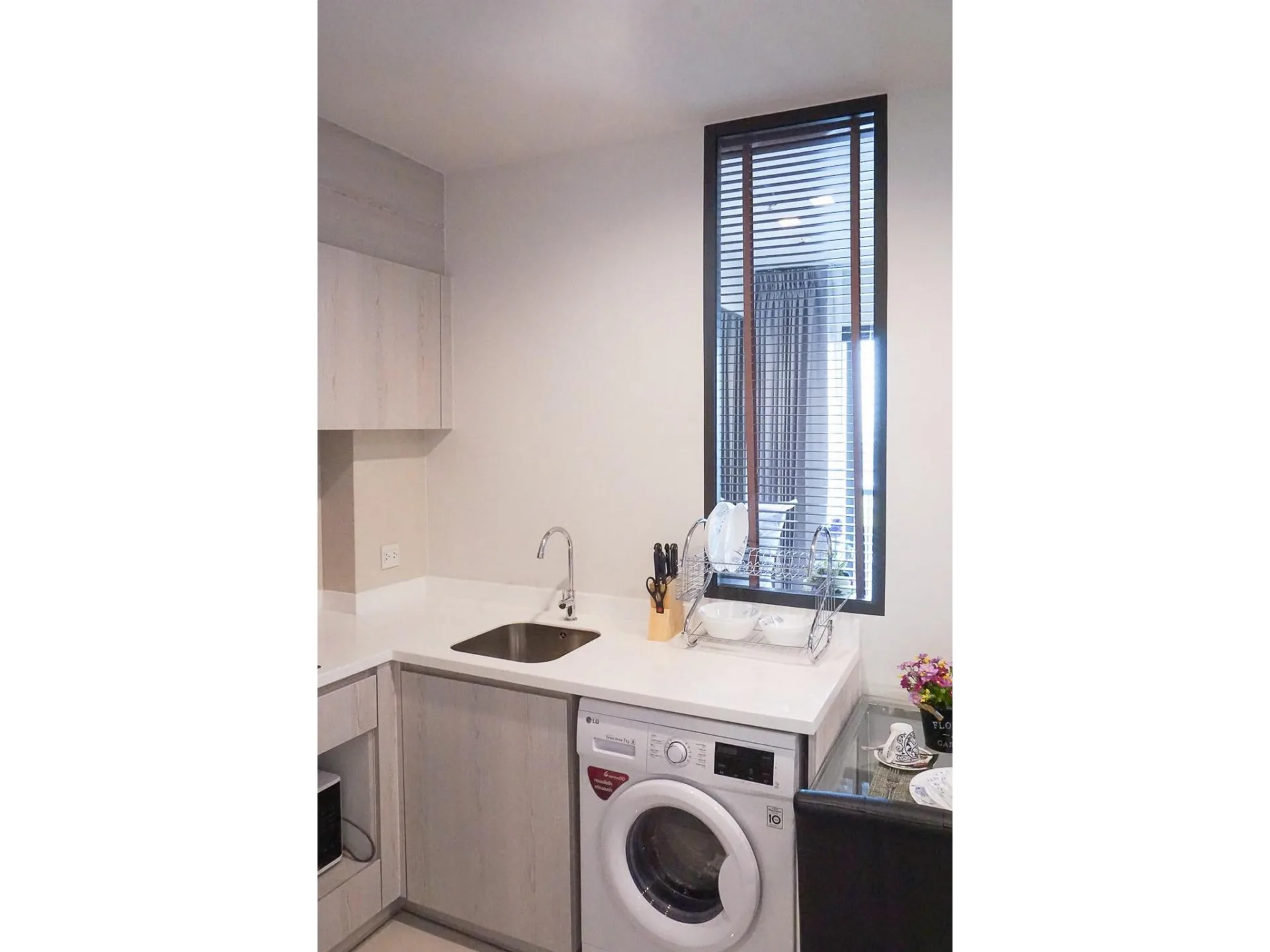Property photos for Life One Wireless