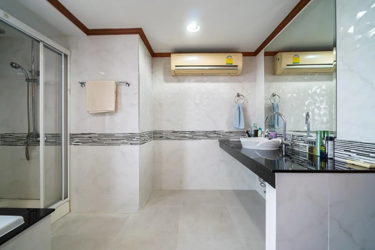 Property photos for Asoke Tower
