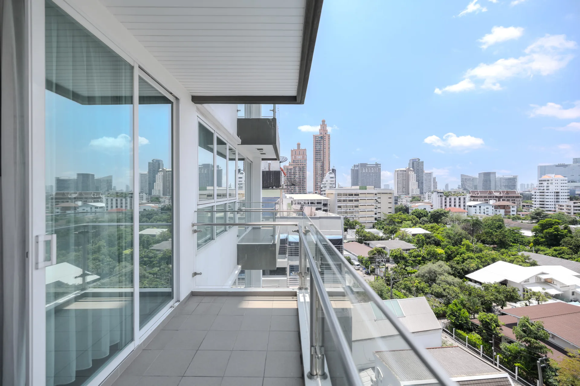 Property photos for Gm Service Apartment