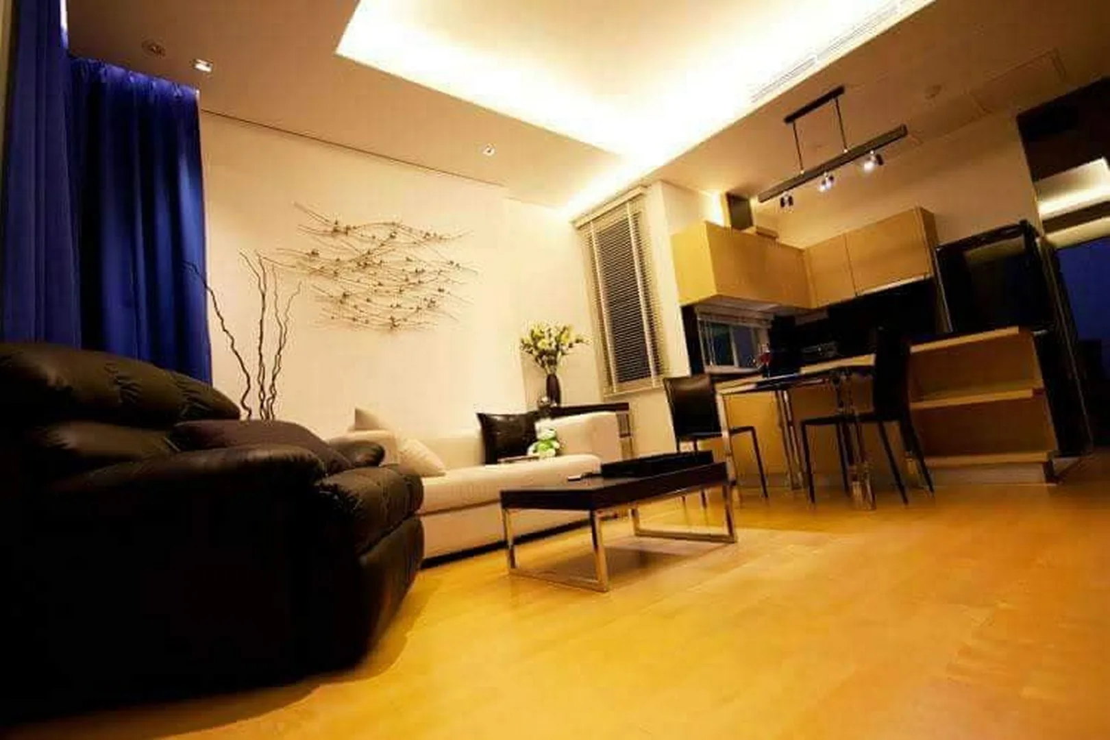 Property photos for Wind Ratchayothin