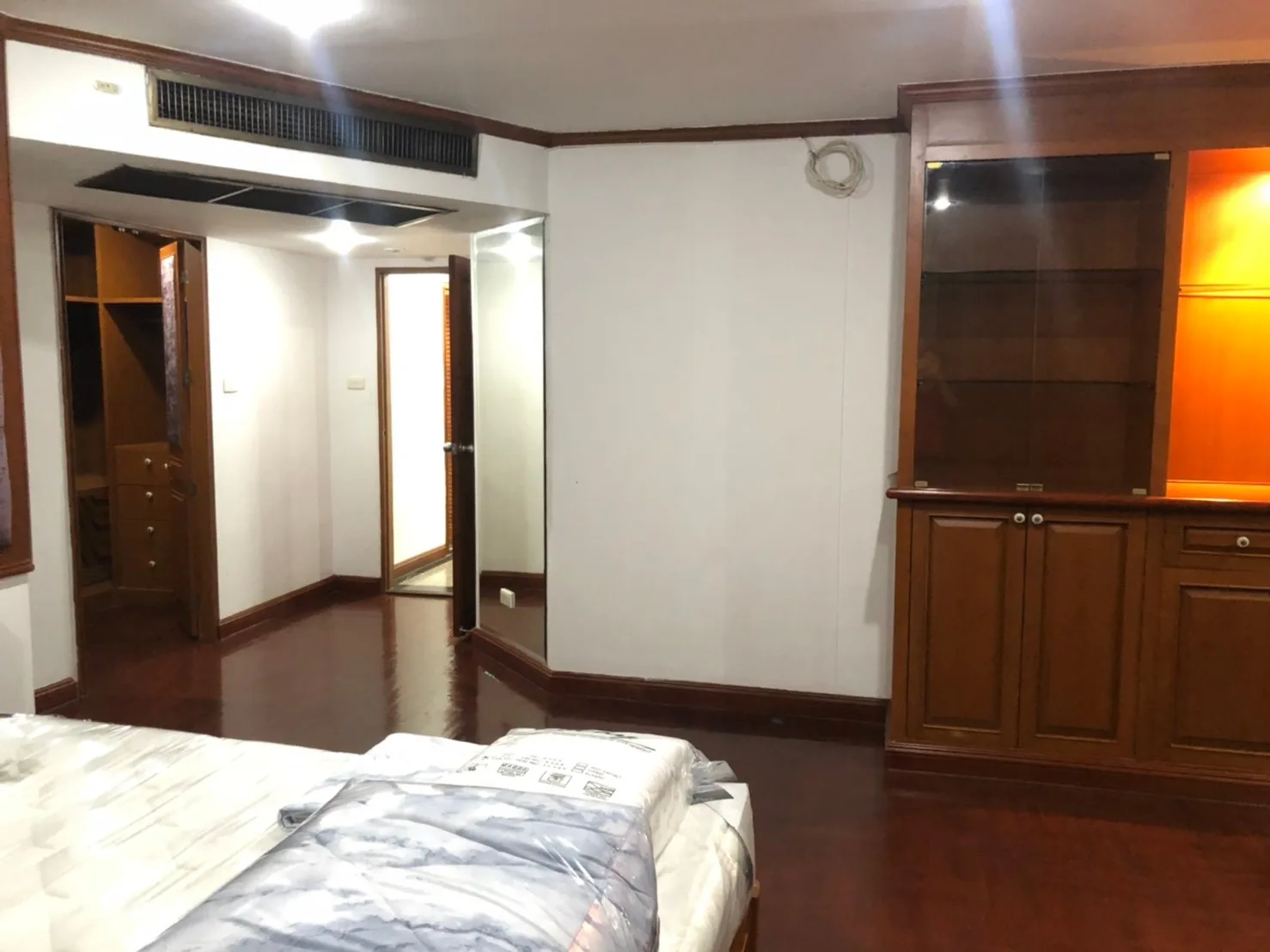 Property photos for The Waterford Park Sukhumvit 53