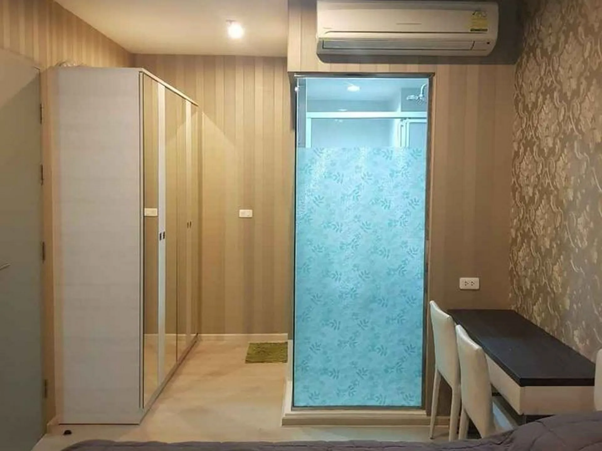 Property photos for Life Ratchadapisek