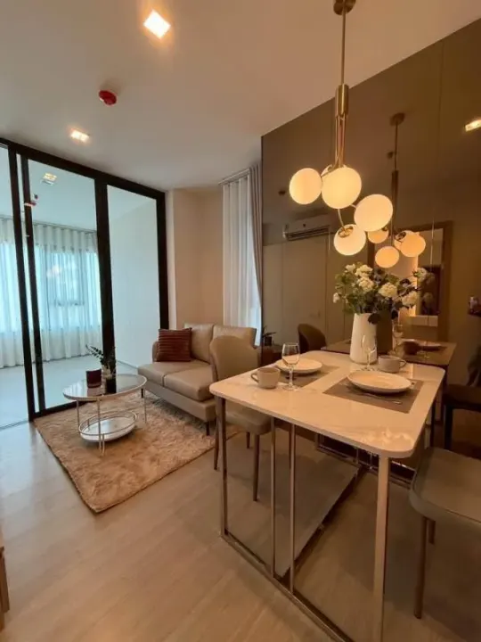 Property photos for Life Sathorn Sierra