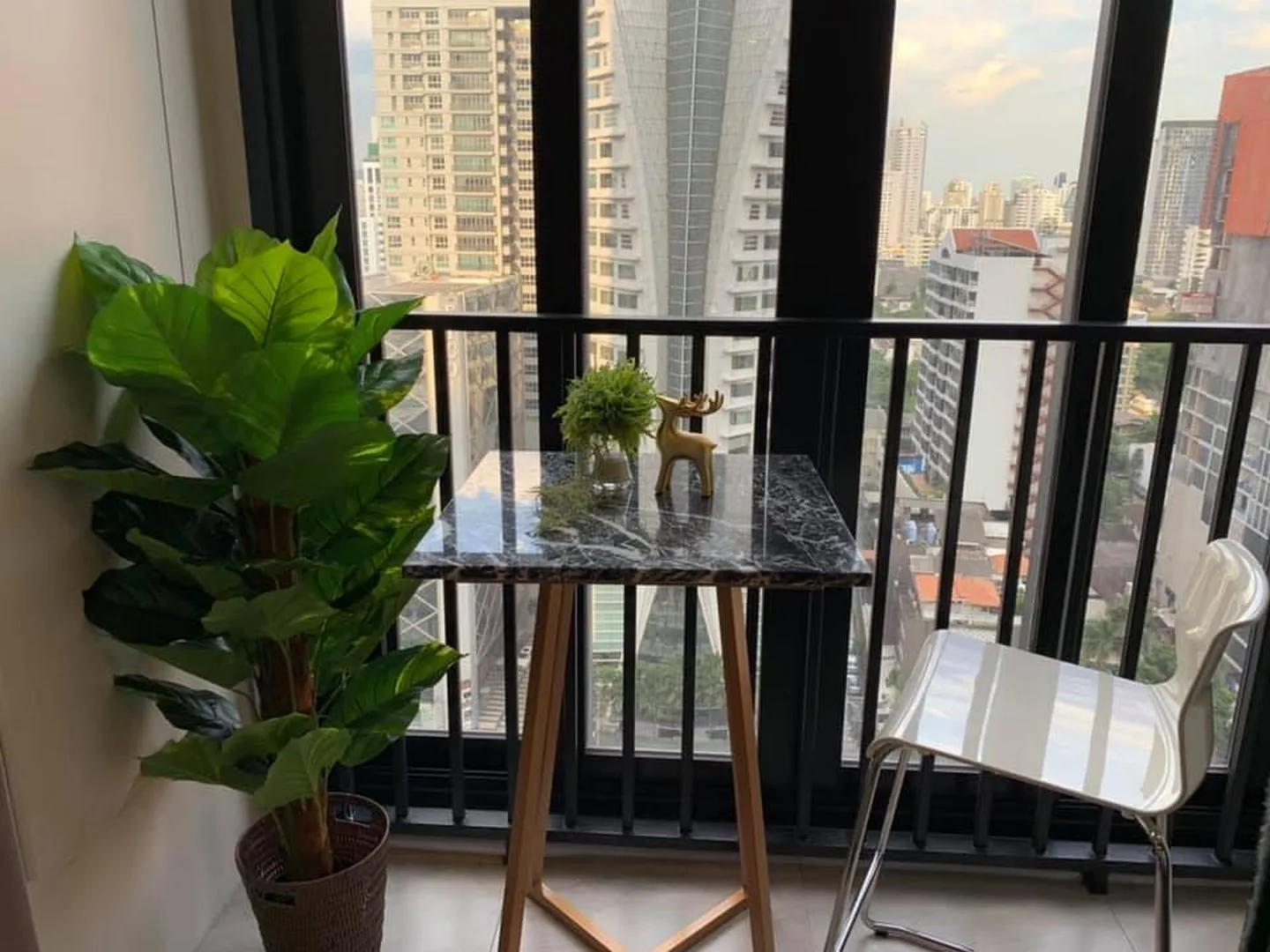 Property photos for Ashton Asoke