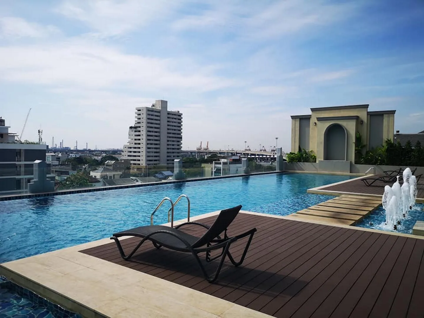 Property photos for Mayfair Place Sukhumvit 50