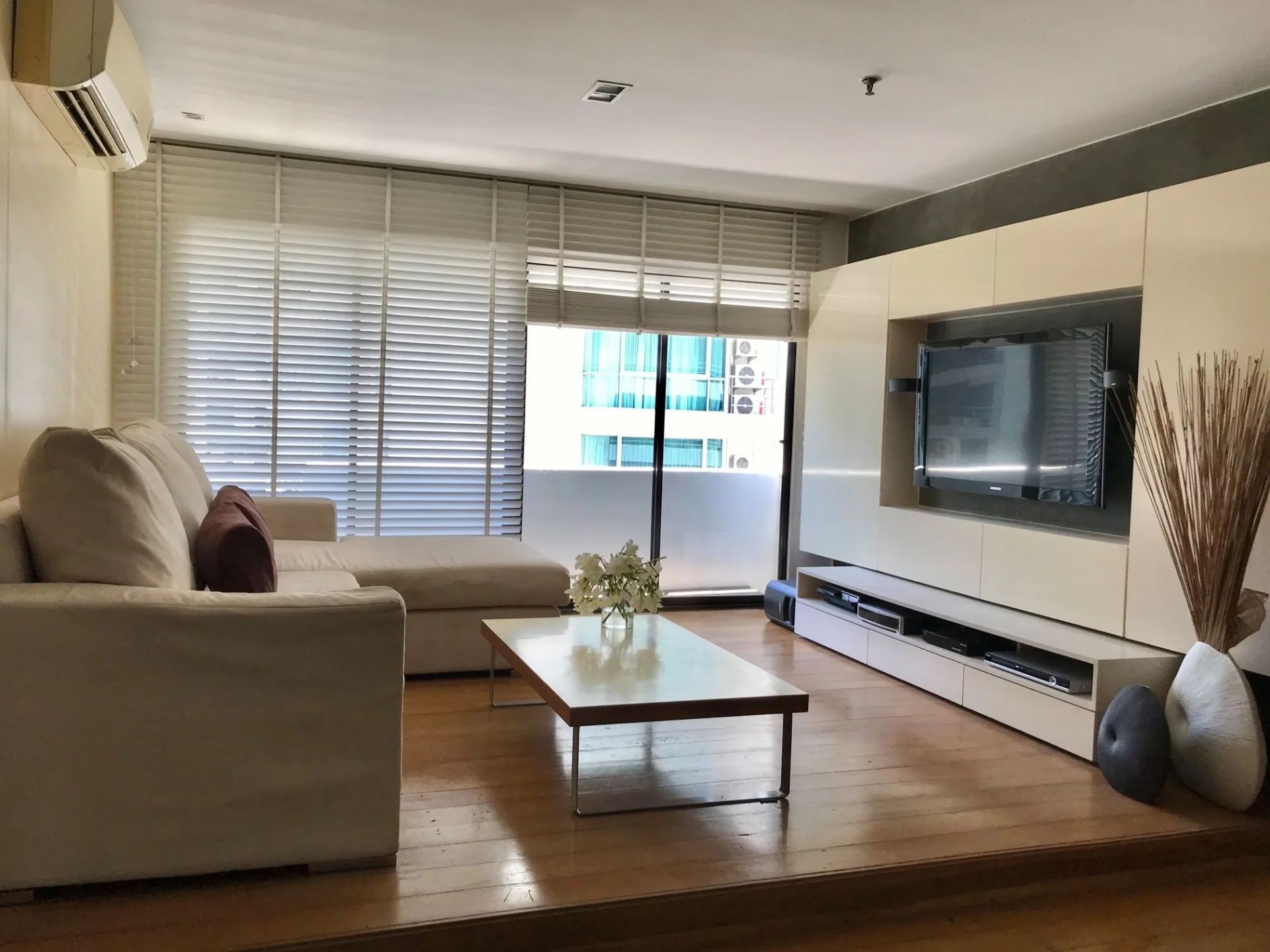 Property photos for The Royal Place 2