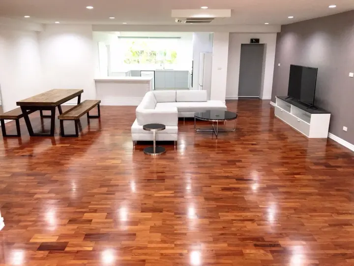 Property photos for Thonglor Garden