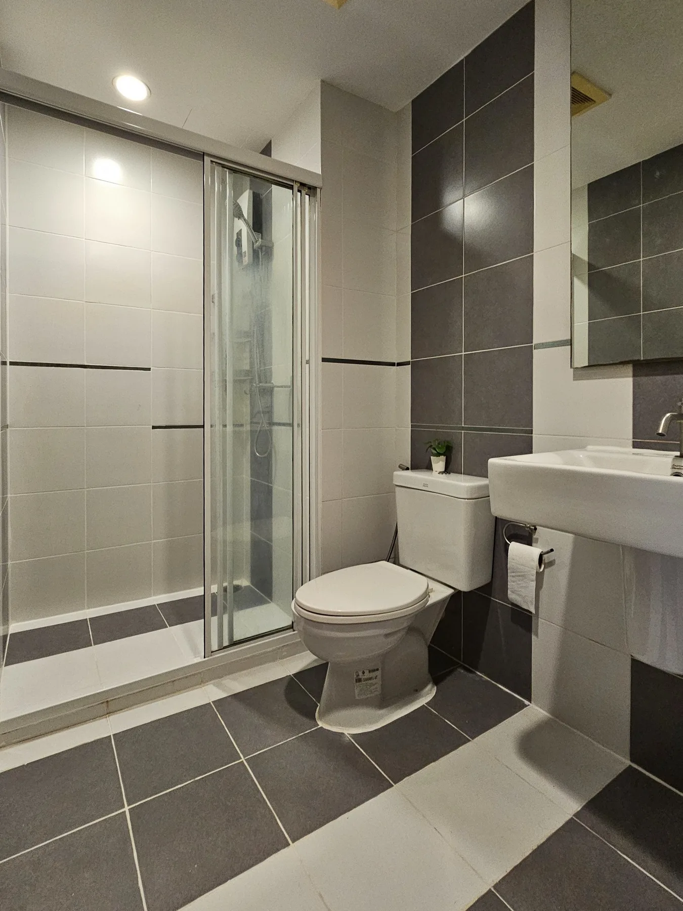 Property photos for The Base Sukhumvit 77