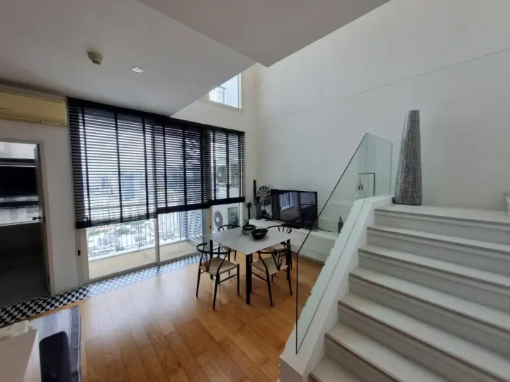Property photos for Villa Rachatewi