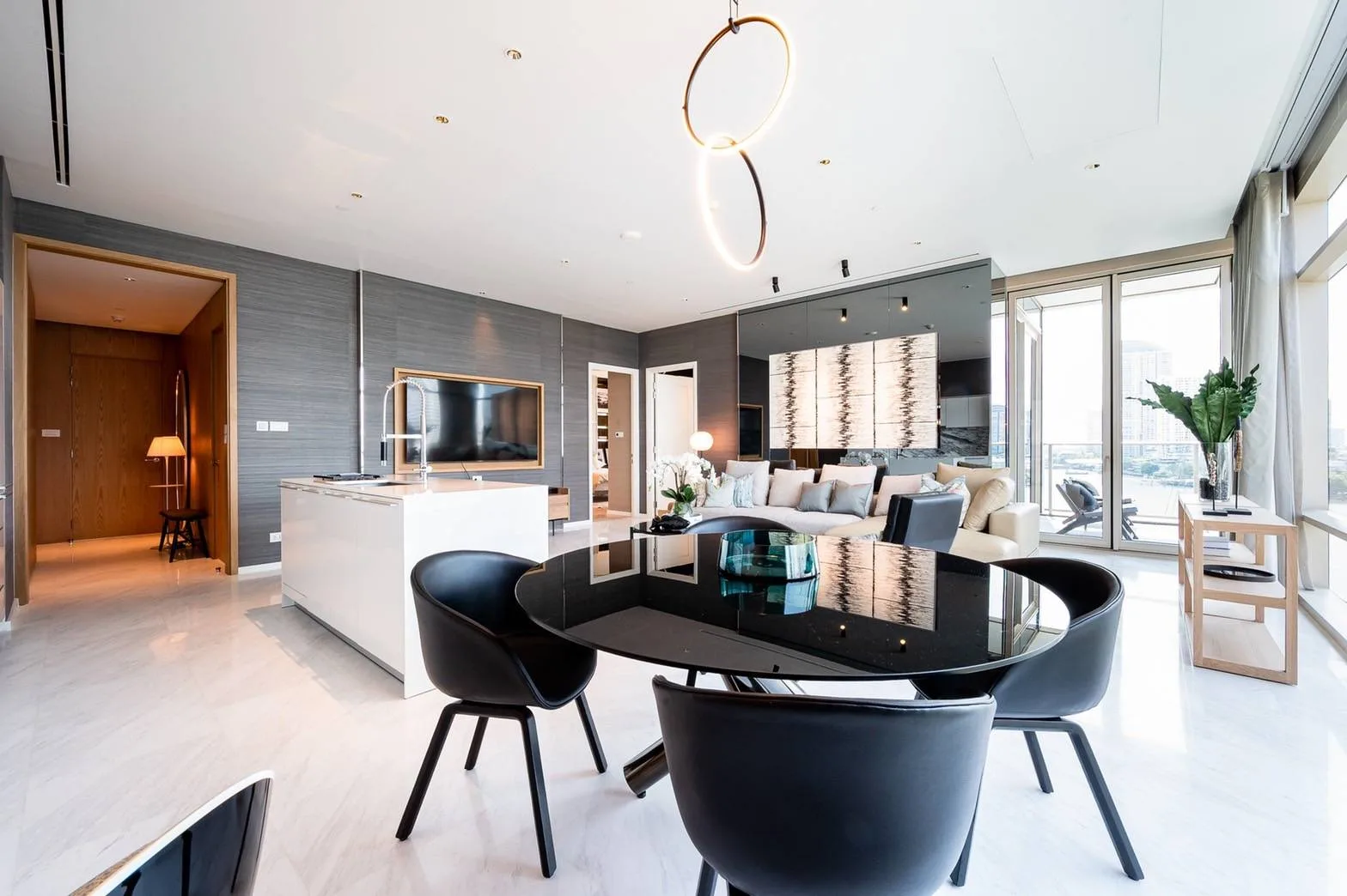 Property photos for Four Seasons Private Residences Bangkok