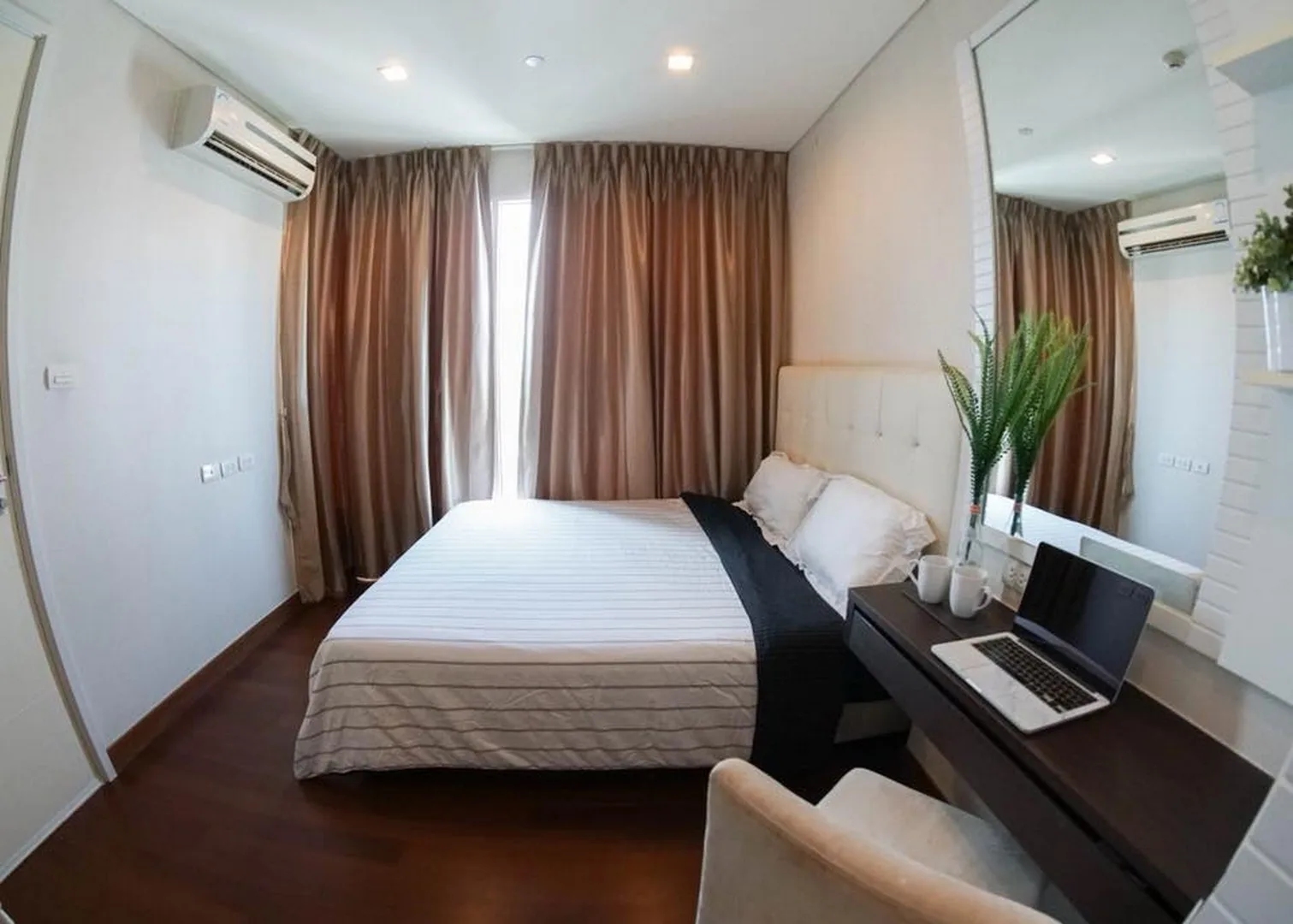Property photos for Ivy Thonglor