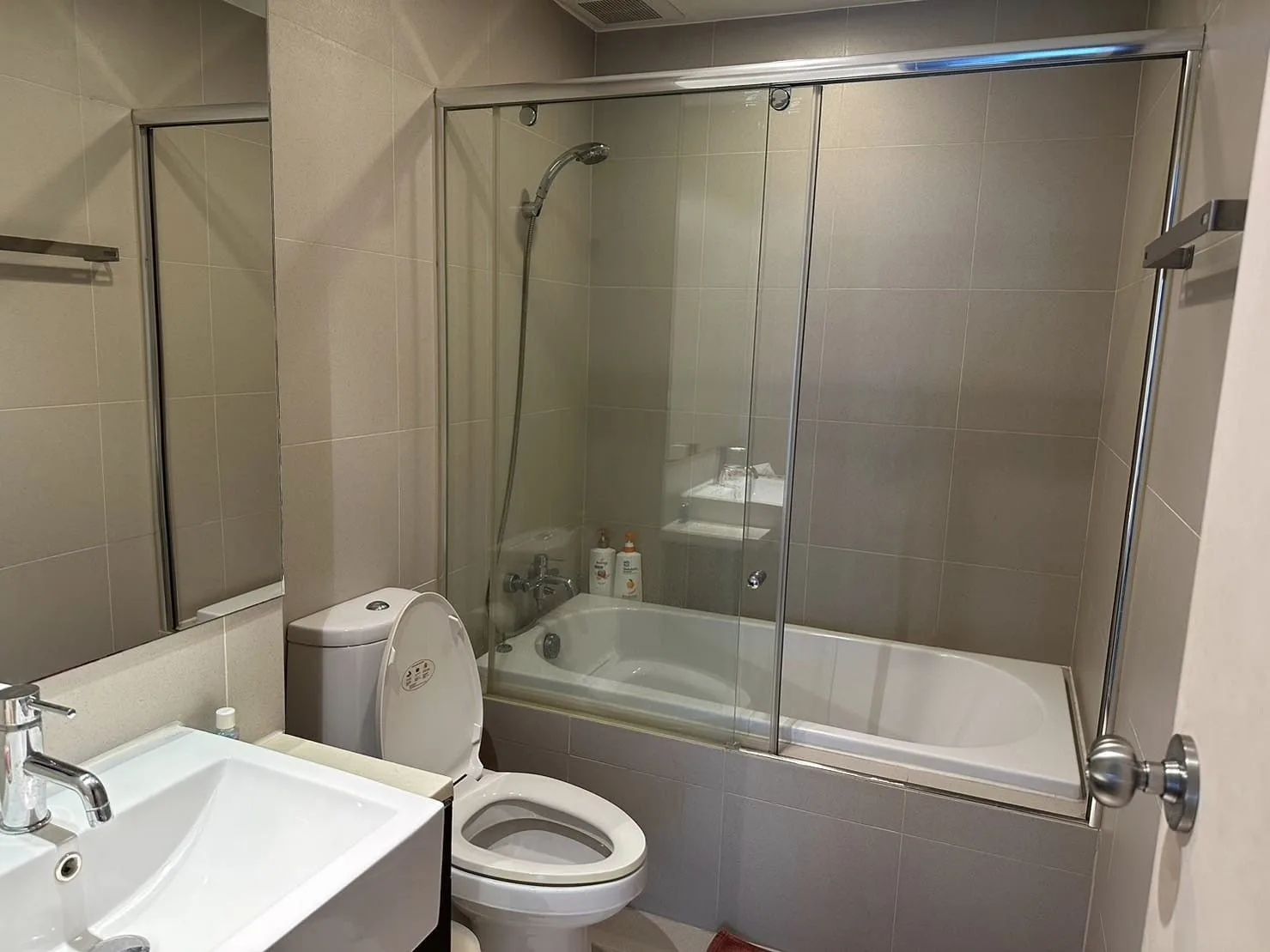 Property photos for Noble Remix
