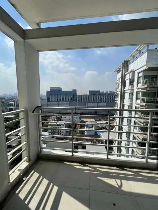 Property photos for The Room Ratchada - Ladprao