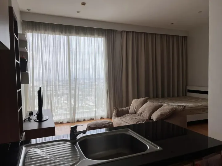 Property photos for Wind Ratchayothin