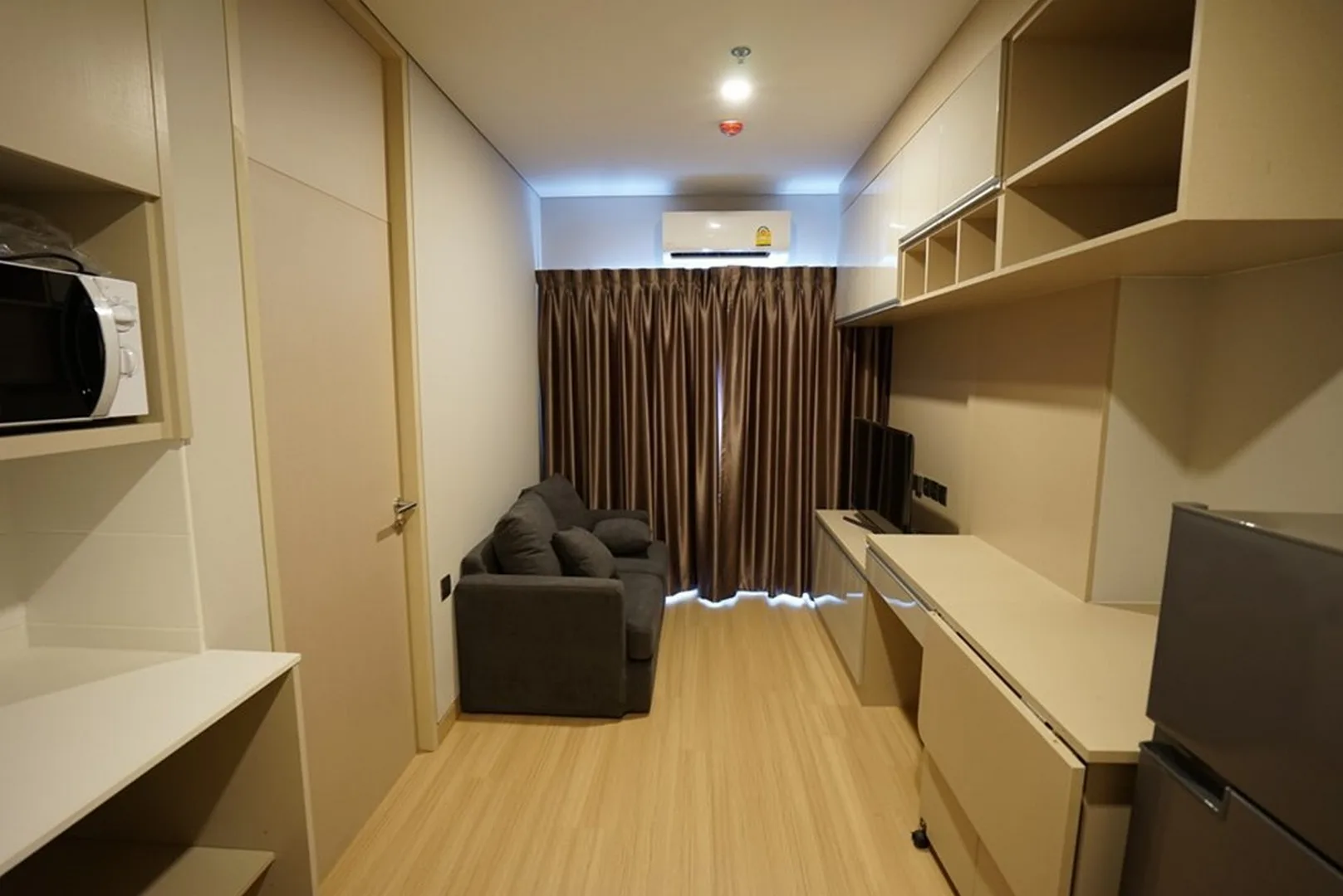 Property photos for Lumpini Suite Phetchaburi - Makkasan