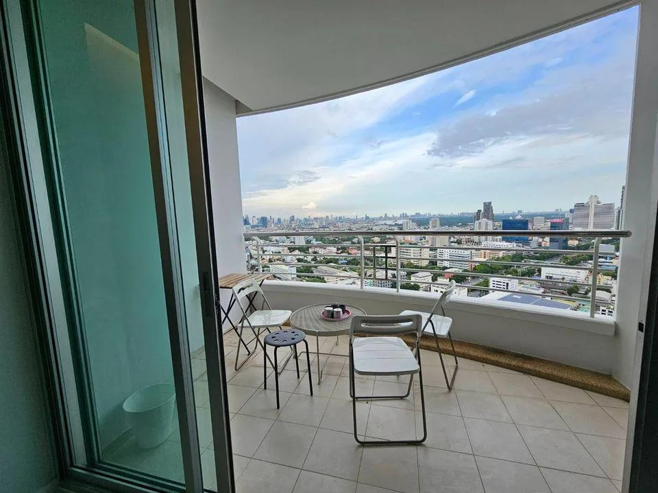 Property photos for Sathorn Heritage