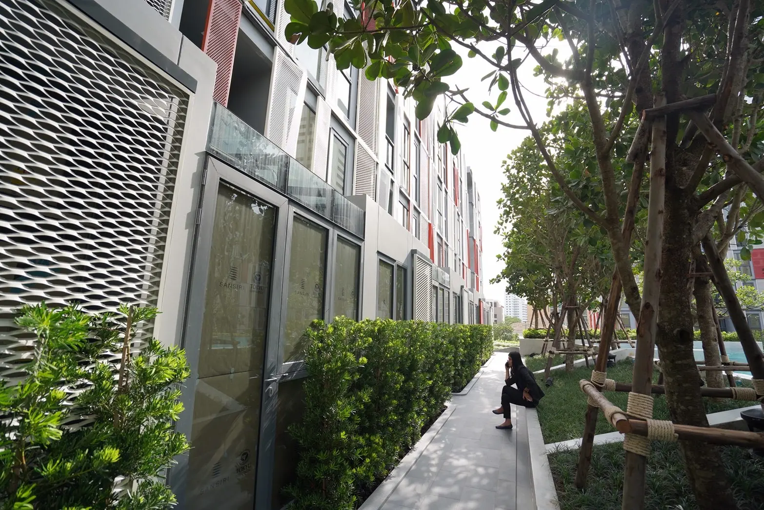 Property photos for Taka Haus Ekamai 12