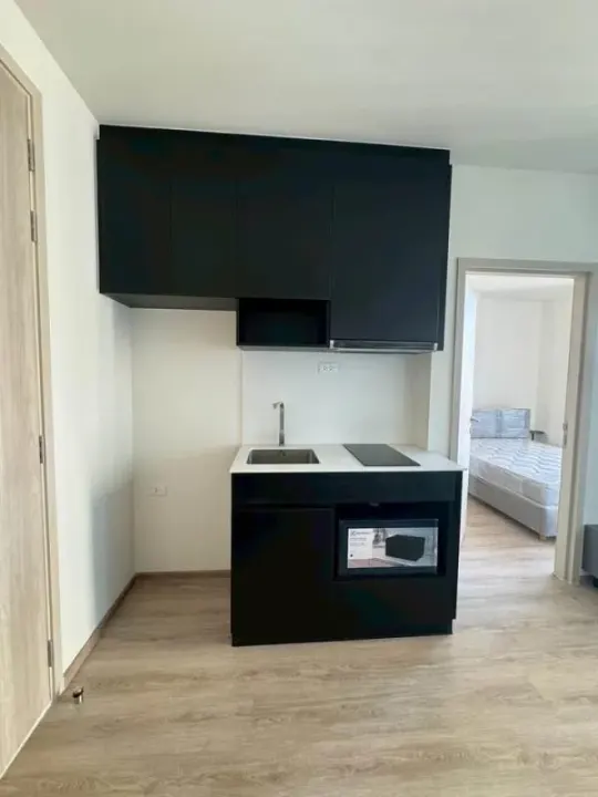 Property photos for Nue District R9