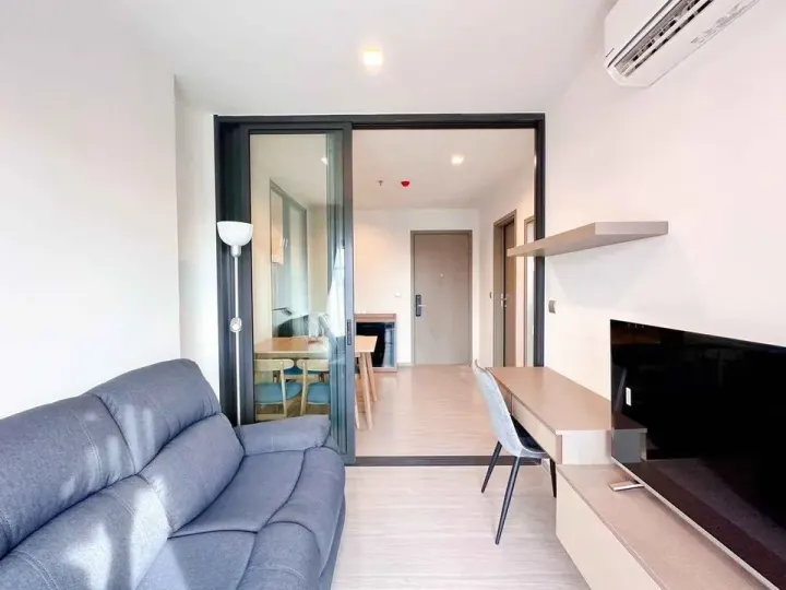 Property photos for Life Asoke Hype
