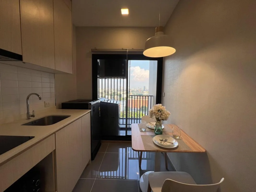 Property photos for Metris Rama 9-ramkhamhaeng