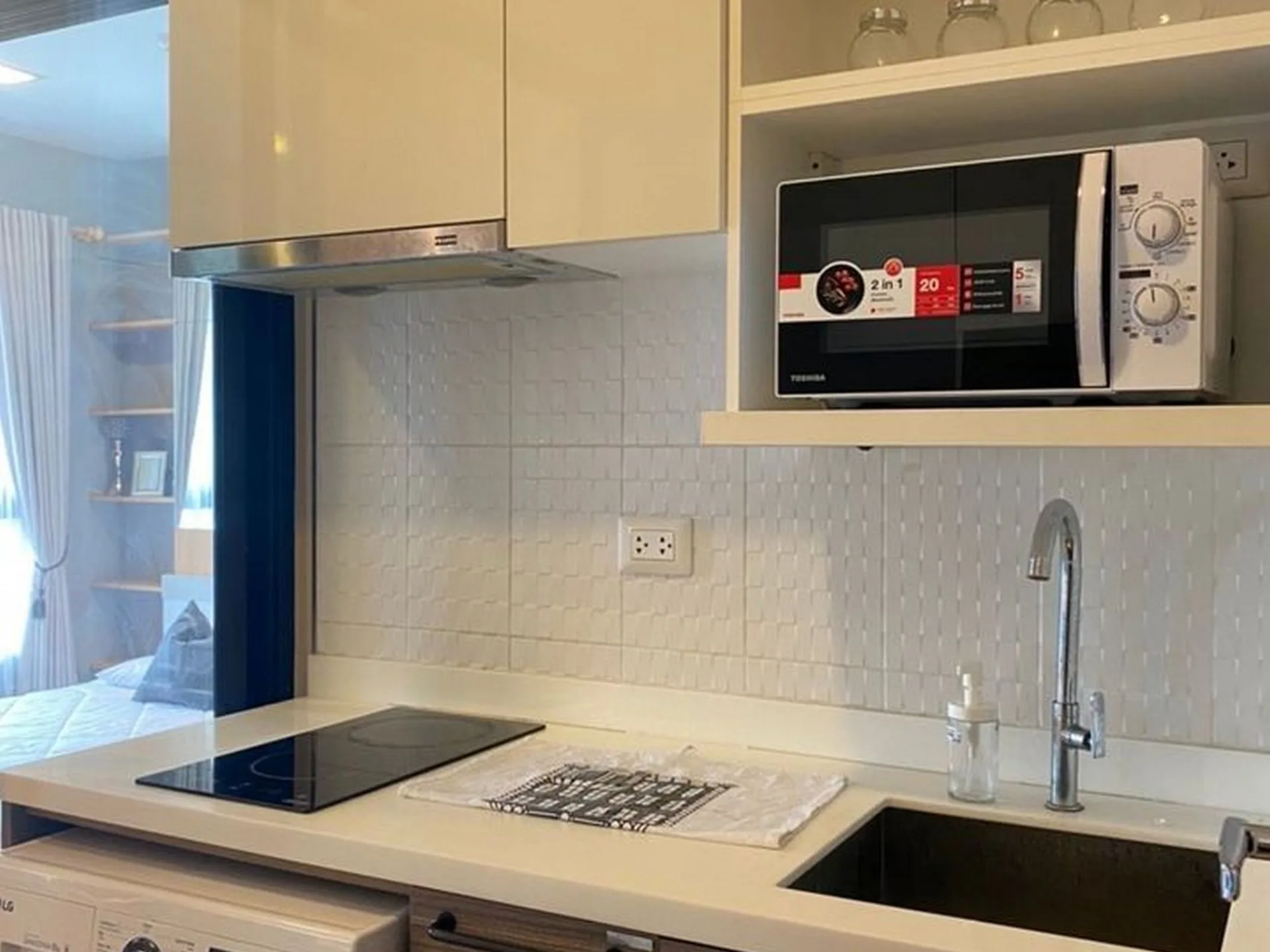 Property photos for Condolette Midst Rama 9