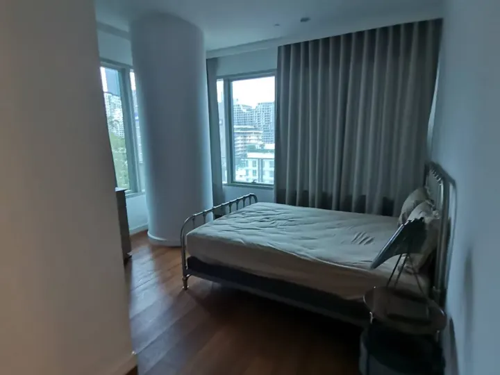 Property photos for 185 Rajadamri