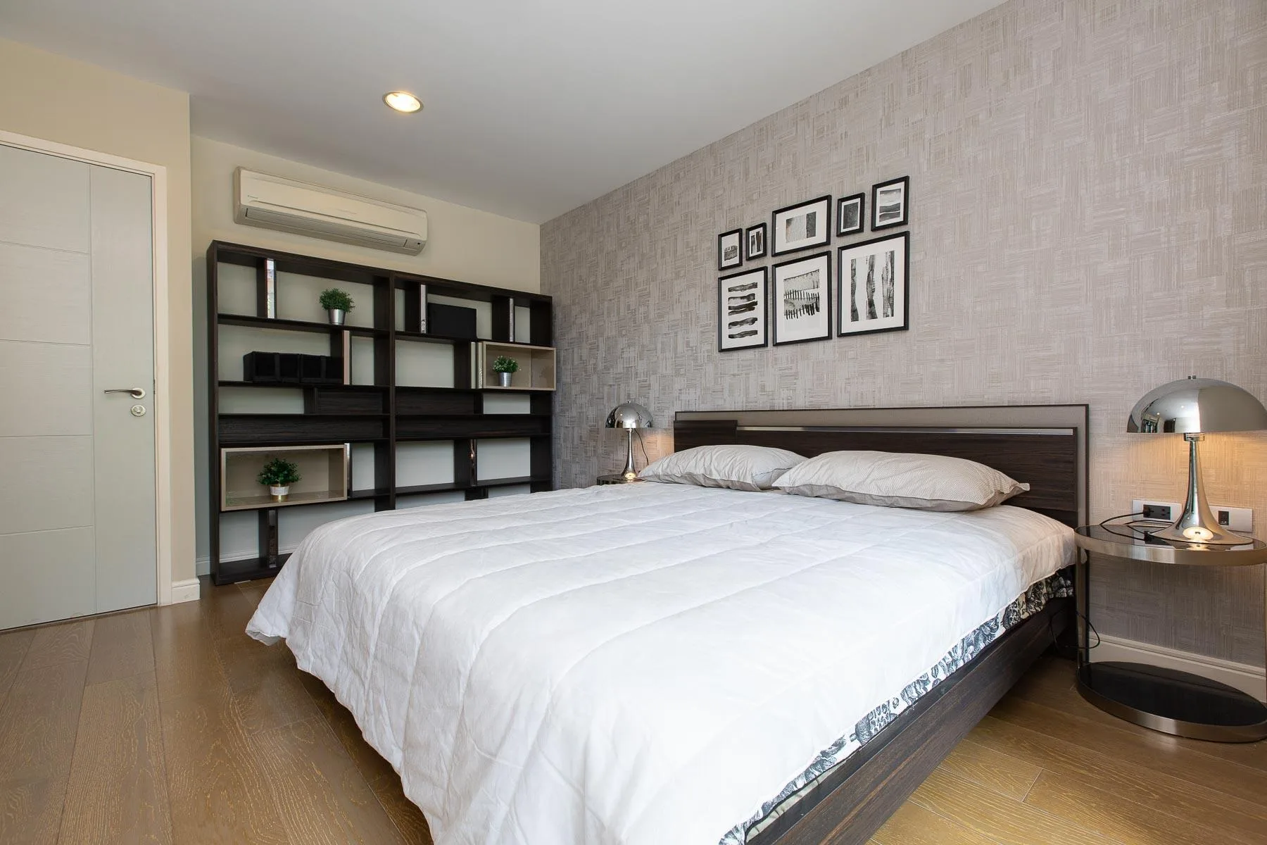 Property photos for The Crest Sukhumvit 24